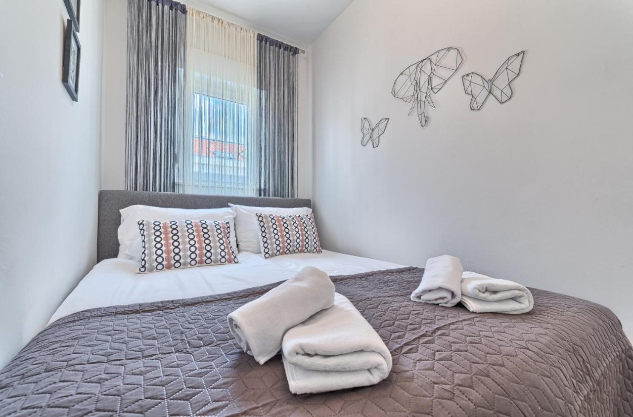 Modern Apartments With Sea View 150 Meters To Beach Kaštela Exterior foto